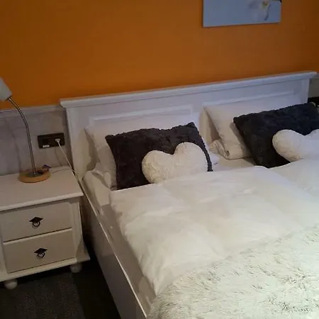 Hotell B Six